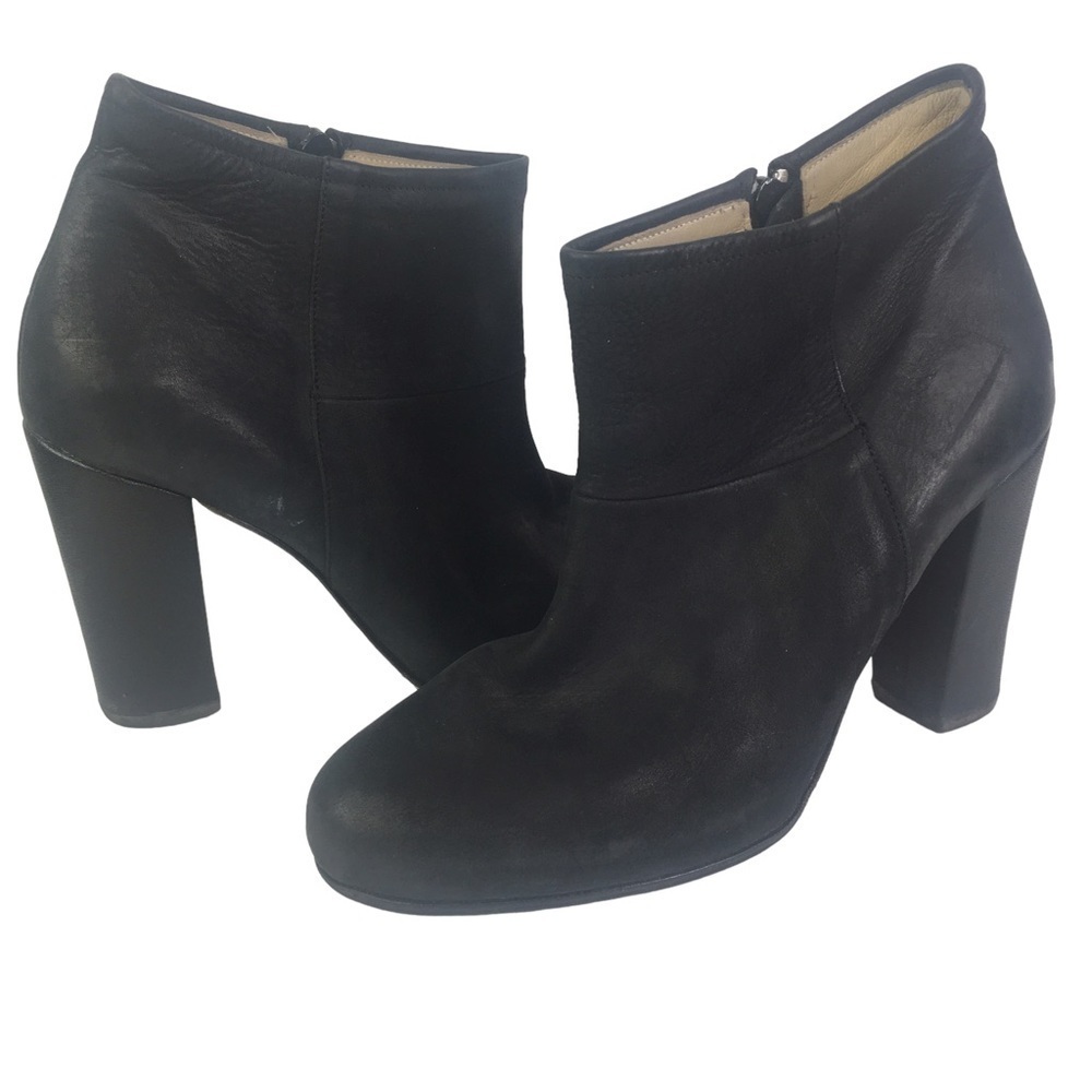 A.P.C. Heeled Ankle Booties in Black Leather 40/10 4" Heel